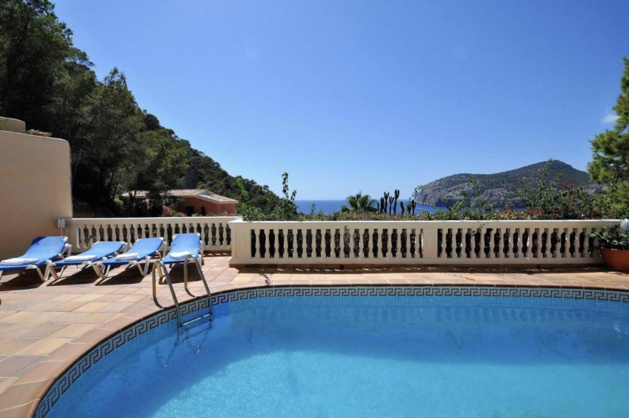 Camp De Mar, Sea View Villa